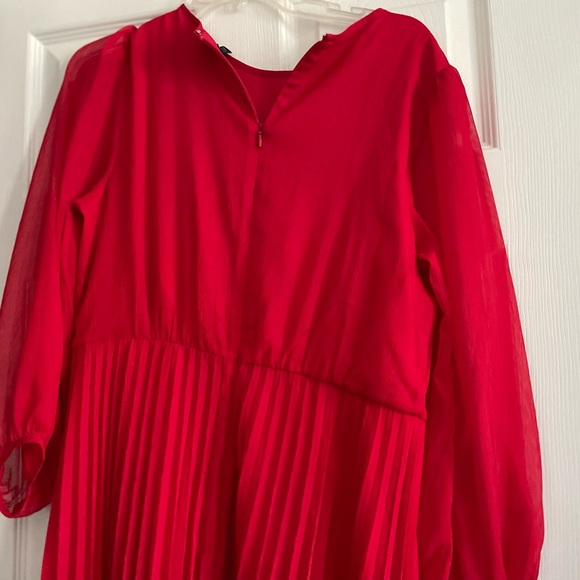 Ann Taylor Elegant Red Women's Dress - Picture 6 of 7